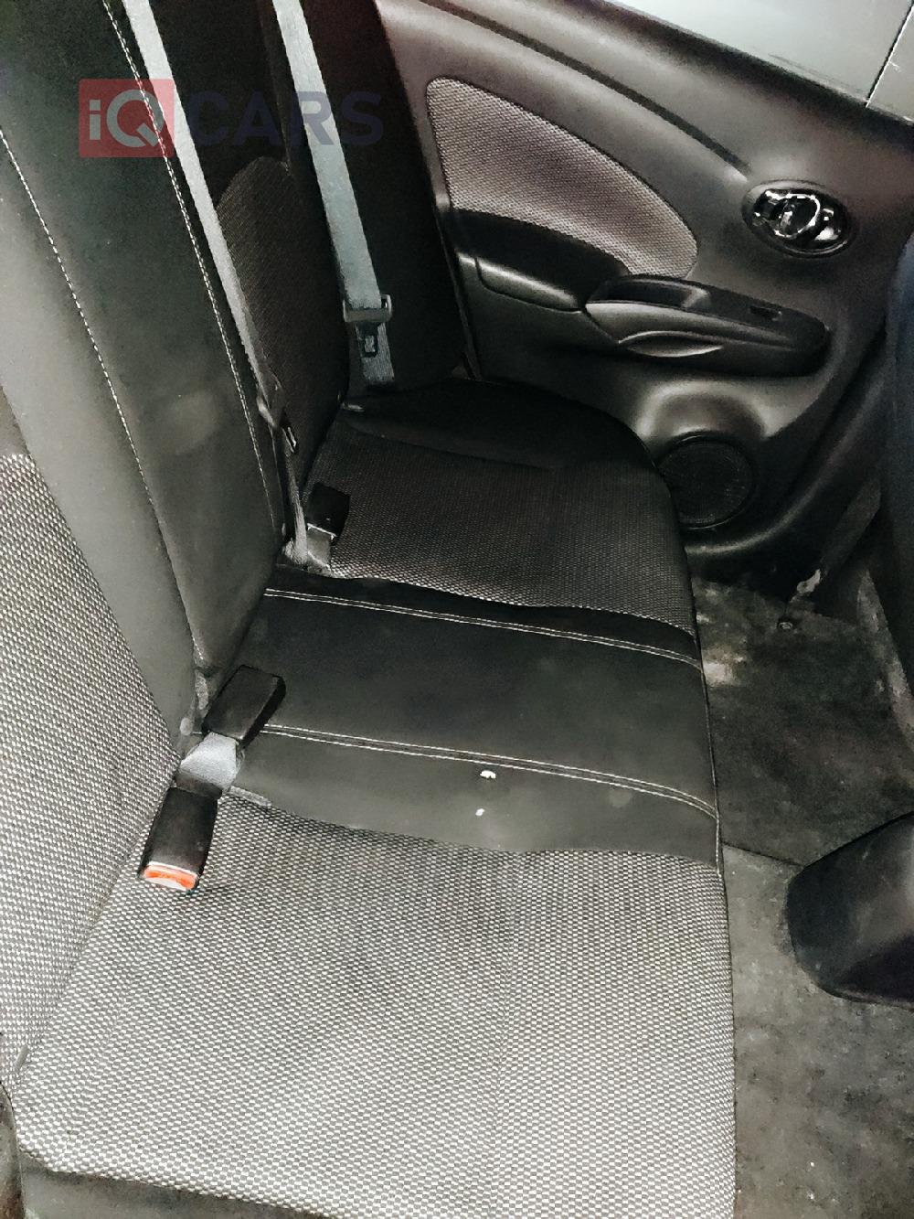 Nissan Versa